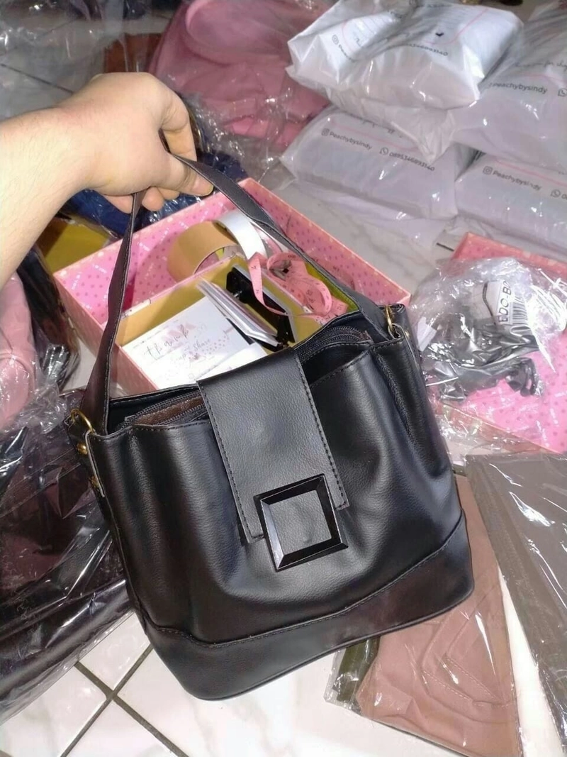 Product image Alcaff - Tas Selempang Wanita Sunmisomi 20x11x19 Coklat