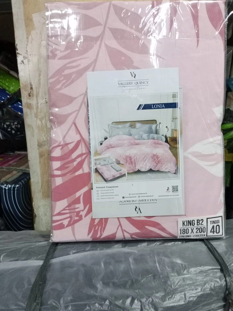 Product image Dylan 19 [TA] - Sprei Vallery Quincy Signature Queen 160x200 Tinggi 40 160x200 Lonia
