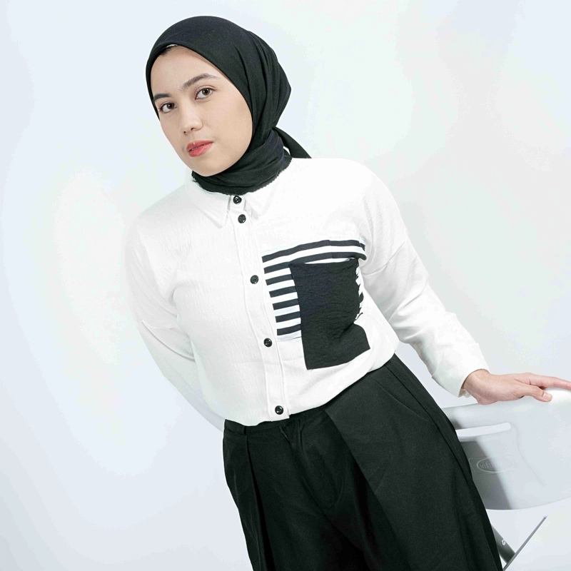 Product image Sseolshop - Deluna Baju Atasan Wanita Terbaru L BW