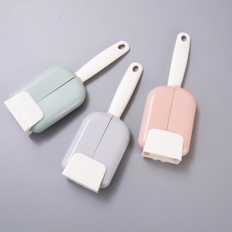 Product image KAHASIL - Centong Sendok Nasi Dengan Penutup Otomatis KMJ264 TOSCA