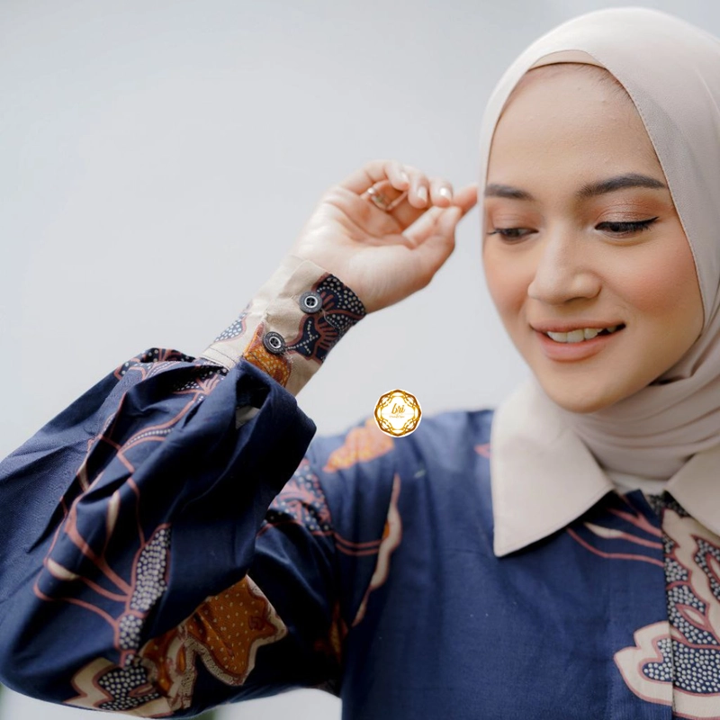 Product image Rambe Batik Indonesia - Couple Tunik Mawar Exclusive Biru Kemeja Saja Size M Biru