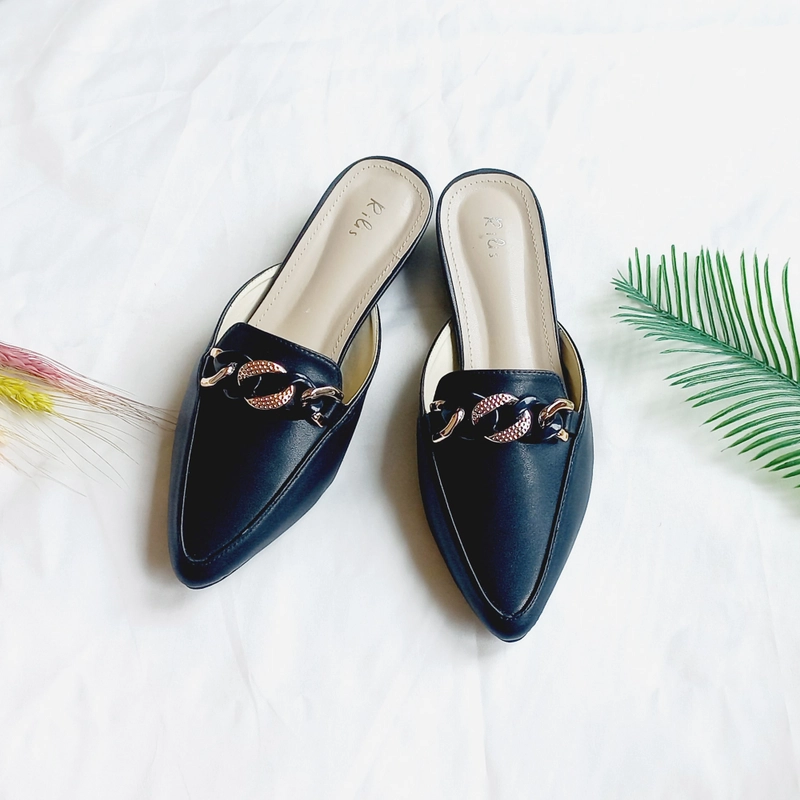 Product image Rilis - Sandal Wanita Elma Bapau (Rilis 26) 36 Hitam