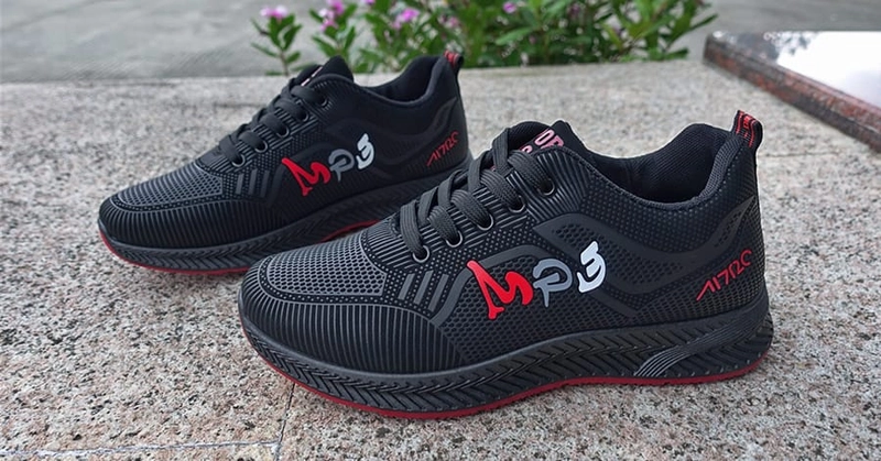 Product image Koekita - Sepatu Kets Sneakers Pria New Trendy MP3 Real Picture 38 HITAM MERAH