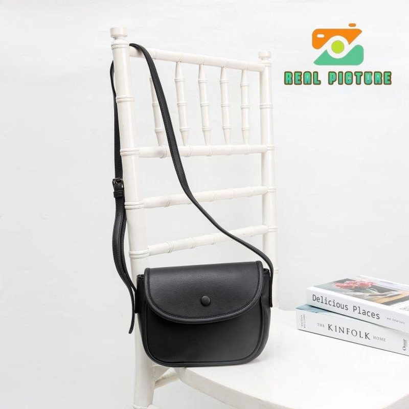 Product image CBL - Tas Selempang Wanita Gavi CBLB64GVI AllSize_Small Hitam