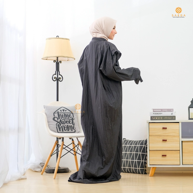 Product image Nafeesa Collection - Mukena Abaya Travel Rempel Depan L Hitam