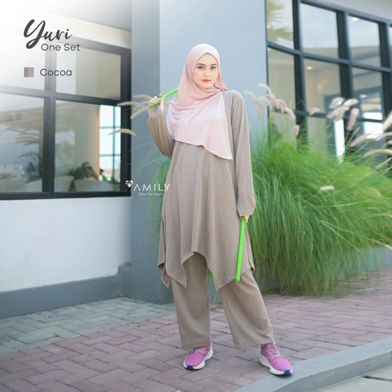 Product image AMILY HIJAB - Amily Hijab - Yuri Oneset Standar Cocoa