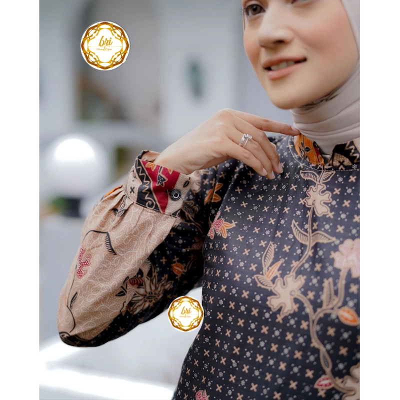 Product image Rambe Batik Indonesia - Couple Tunik Laksha Hitam Lasem Modern dan Exclusive Kemeja Saja Size M Laksha Hitam