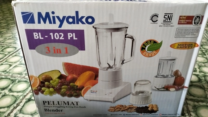 Product image Rizki Electronics - MIYAKO BLENDER BL - 102 PL (PLASTIK) 1 LTR (3 IN 1) PUTIH