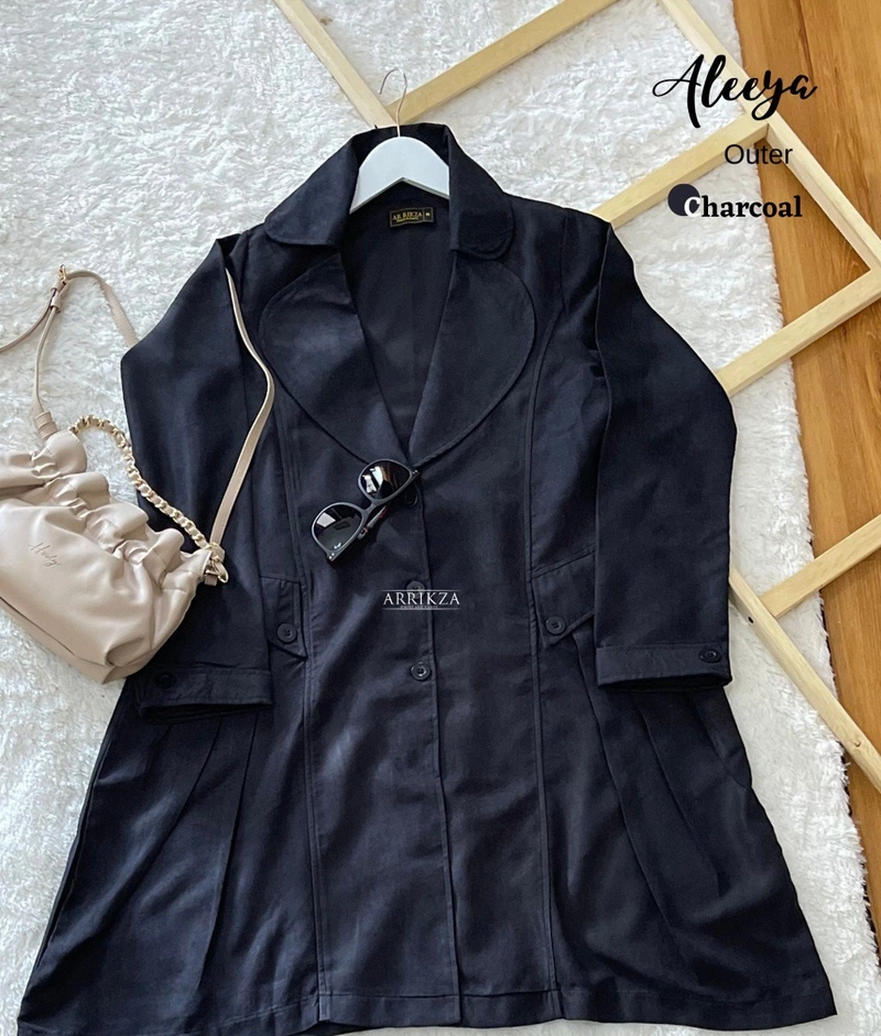 Product image Arrikza - Outer Aleeya by Arrikza Charcoal S Charcoal