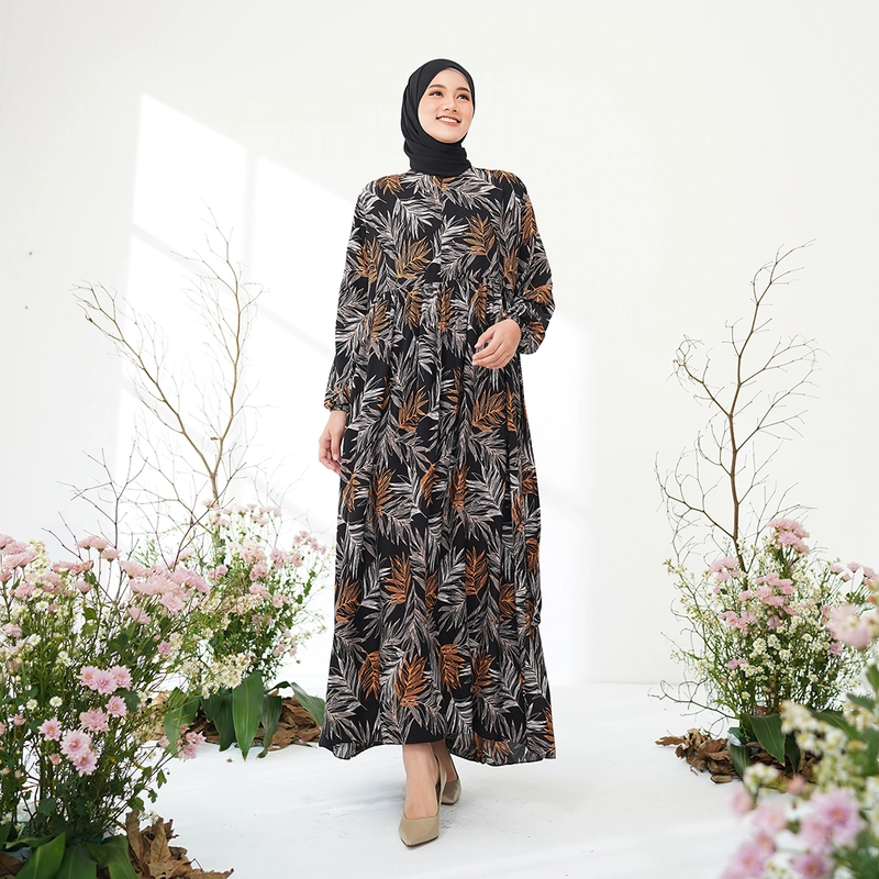 Product image Amirah dress Syari Muslimah Fashion Modis Friendly Gamis Rayon viscose Premium Busui Friendly S HITAM