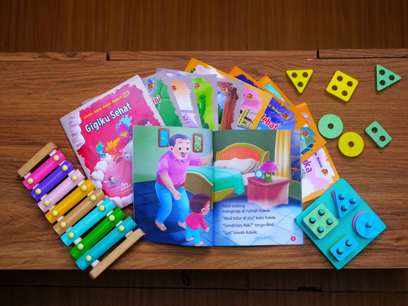 Product image Cordoba - Cordoba Kids - Serie Little Abid Soft Cover Buku Adab dan Akhlak Pendidikan Karakter Anak B5 10 buku warna Random