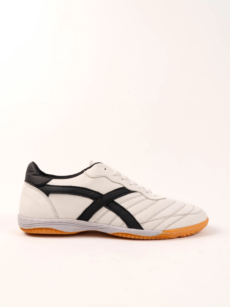 Product image CBR Six - CBR SIX Sepatu Futsal Kulit HLC 204 38 Putih