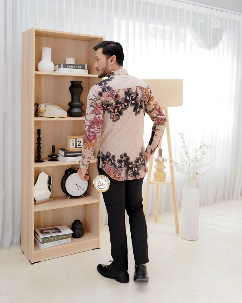 Product image Ks muslim fashion - ATASAN SARIMBIT WANITA DAN PRIA TUNIK DAN KEMEJA NEW COUPLEN BISA DI PISAH M Batik kemeja
