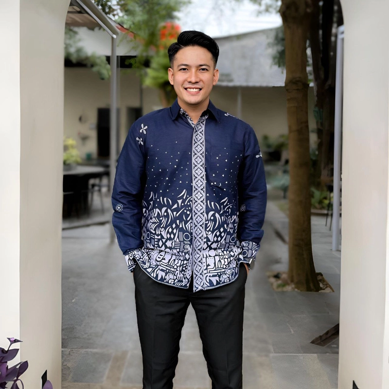 Product image Kois Batik - Kemeja Batik Pria Dewasa Lengan panjang Best Seller Motif Sutana M Navy