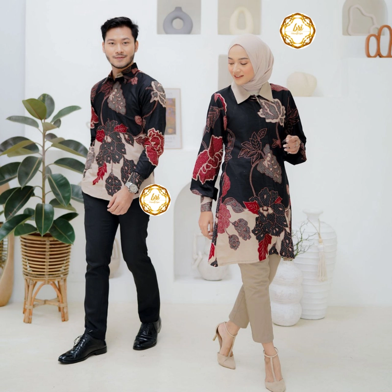 Product image Rambe Batik Indonesia - Couple Tunik Mawar Exclusive Hitam Kemeja Saja Size M Hitam