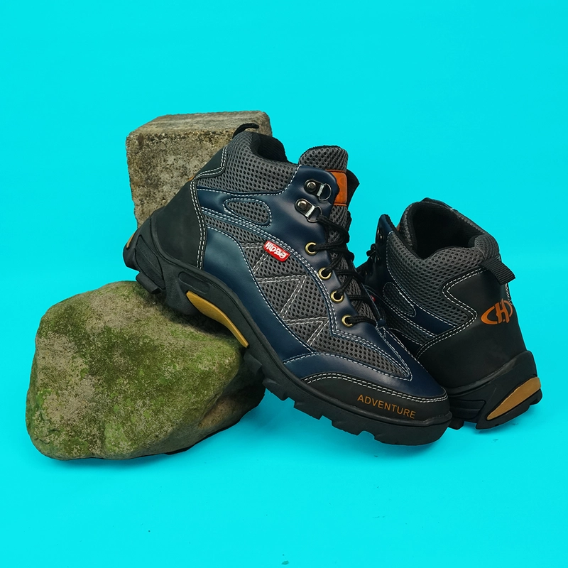 Product image Hipzo - HIPZO BUY 1 GET 1 Sepatu Hiking M032 FREE Sneakres M060 Casual 39 NAVY FREE HITAM
