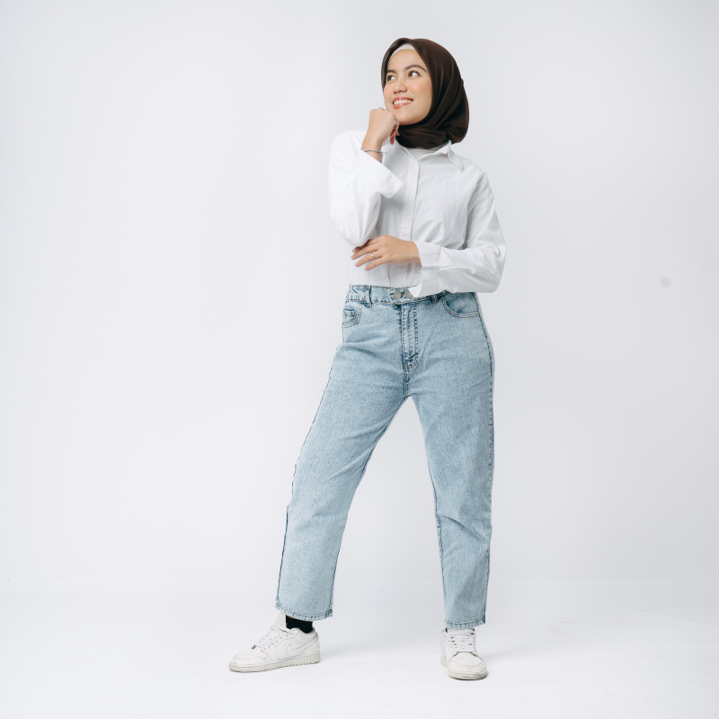 Product image MKY Clothing - BOYFRIEND TAPERED JEANS WANITA AQUA S (26) MIUU02-AQU Aqua