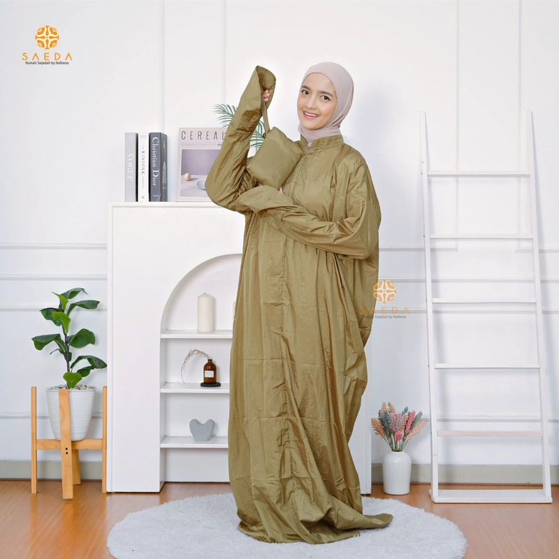 Product image Nafeesa Mukena Abaya L Silver Gold