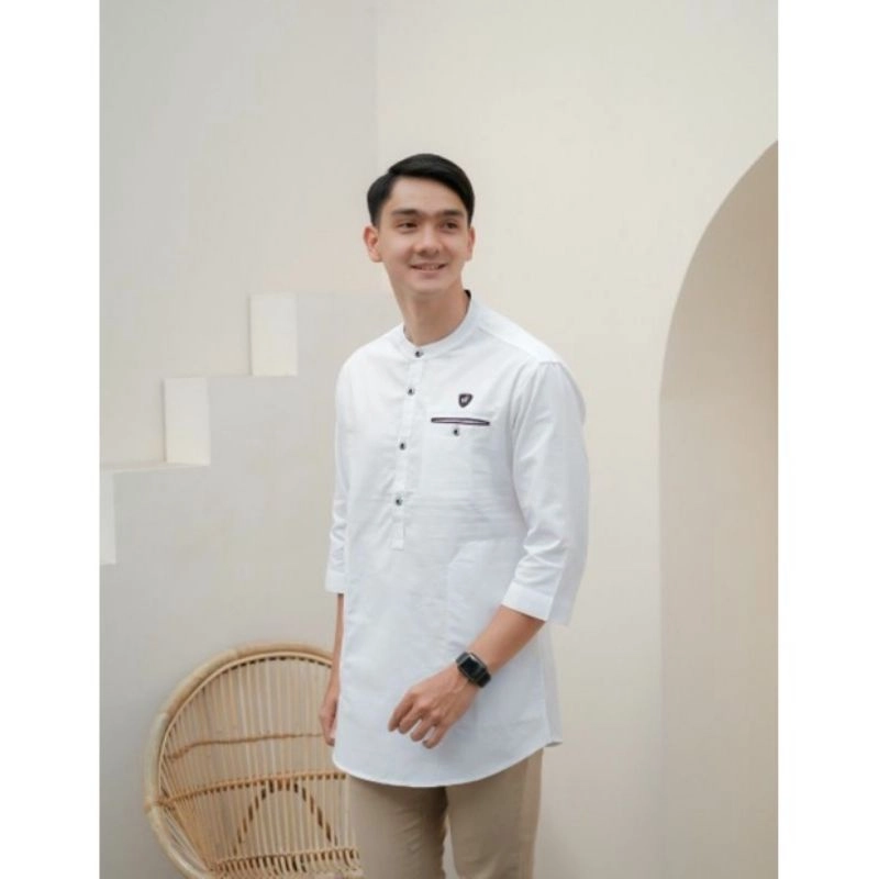 Product image Kois Batik - Baju koko muslim dewasa warna putih lengan 3per4 bagus banget M Putih