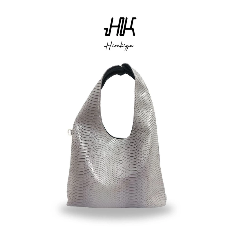 Product image Hirakiya id - Kiru Medium Tas Bahu Wanita Kato Synthetic Leather 22x8,5x29 cm Silver