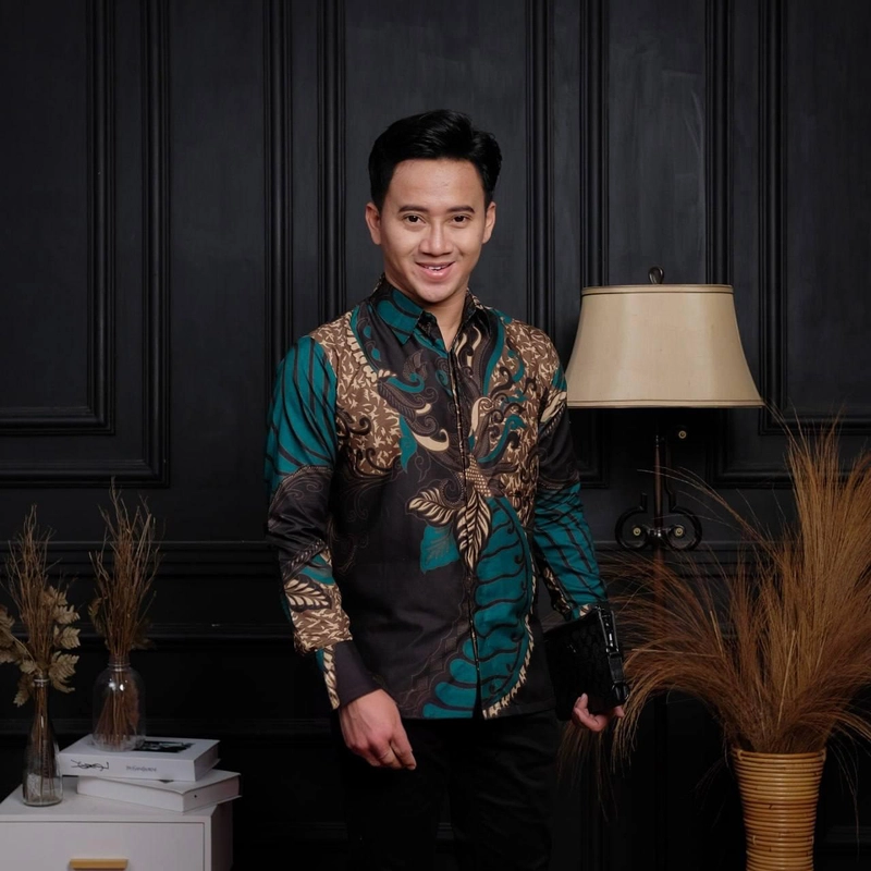 Product image Batik Alfin - Baju batik Couple kemejan dan hem gamis motif sangkuriang model kekinian M Kemejansangkuriang hijau
