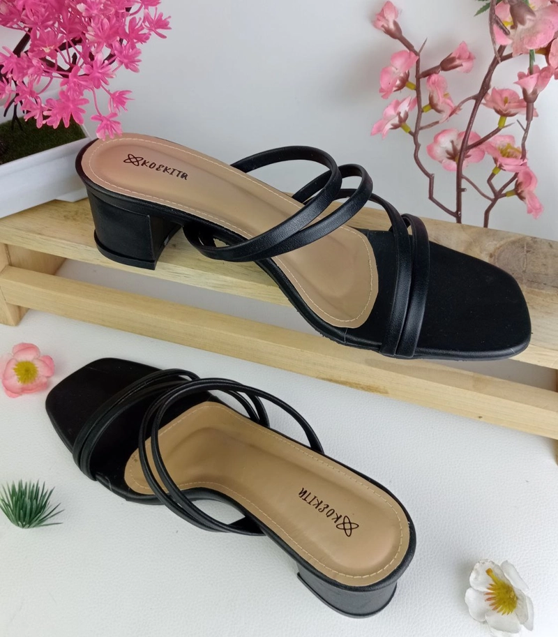 Product image Koekita - Sandal Selop Hels Wanita 5 cm Keyla-01 Hitam 40 Hitam