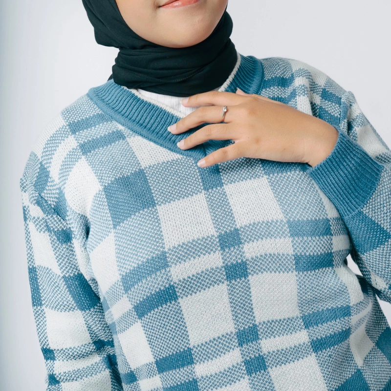 Product image MKY Clothing - [Paket Usaha 12pcs] MKY Clothing - BLUS RAJUT KOTAK-KOTAK V NECK LENGAN PANJANG HITAM ONE SIZE