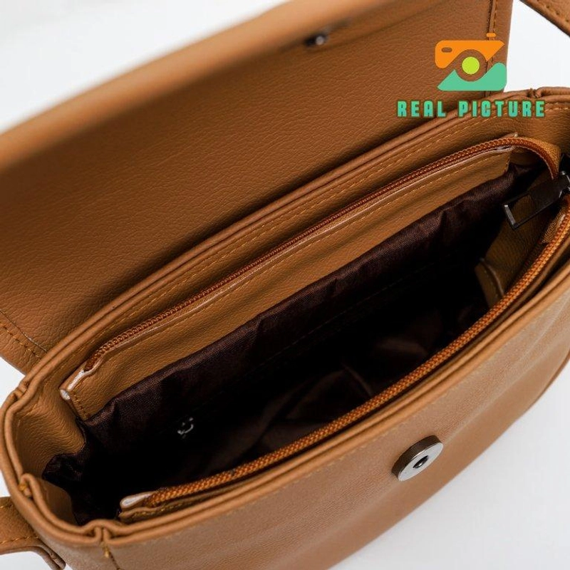 Product image CBL - Tas Selempang Wanita Gavi CBLB64GVI AllSize_Small Hitam