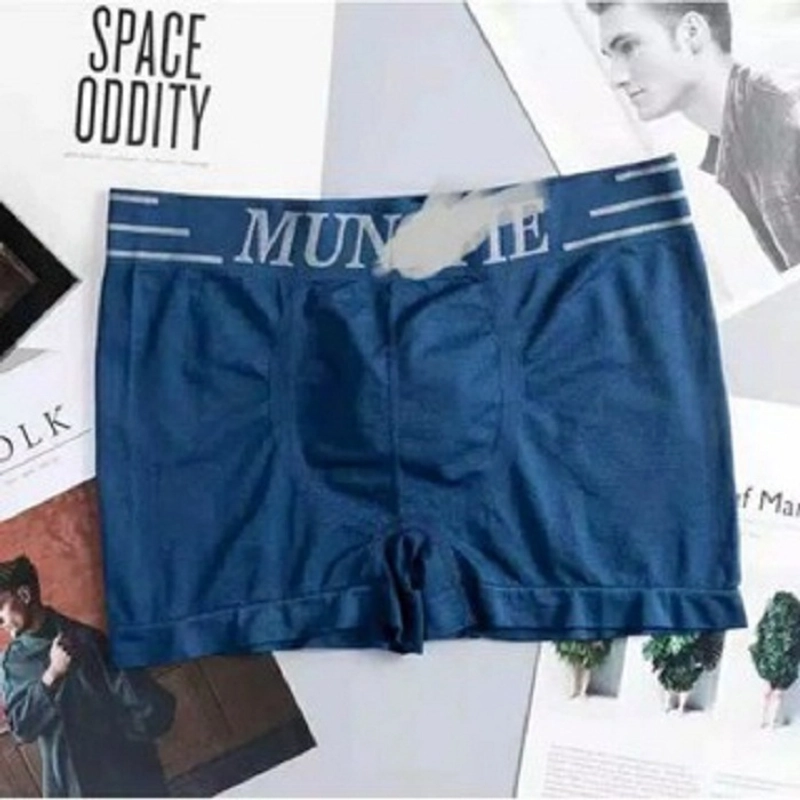 Product image Celana pria boxer munafie 20 gram random