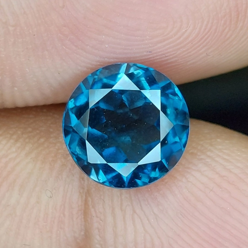 Product image CENTRAL GROSIR GEMSTONE - London Blue Topaz Natural Batu Permata Mulia Asli Alam Good Quality 8.93 x 8.99 x 5.69 m Biru (London Blue)