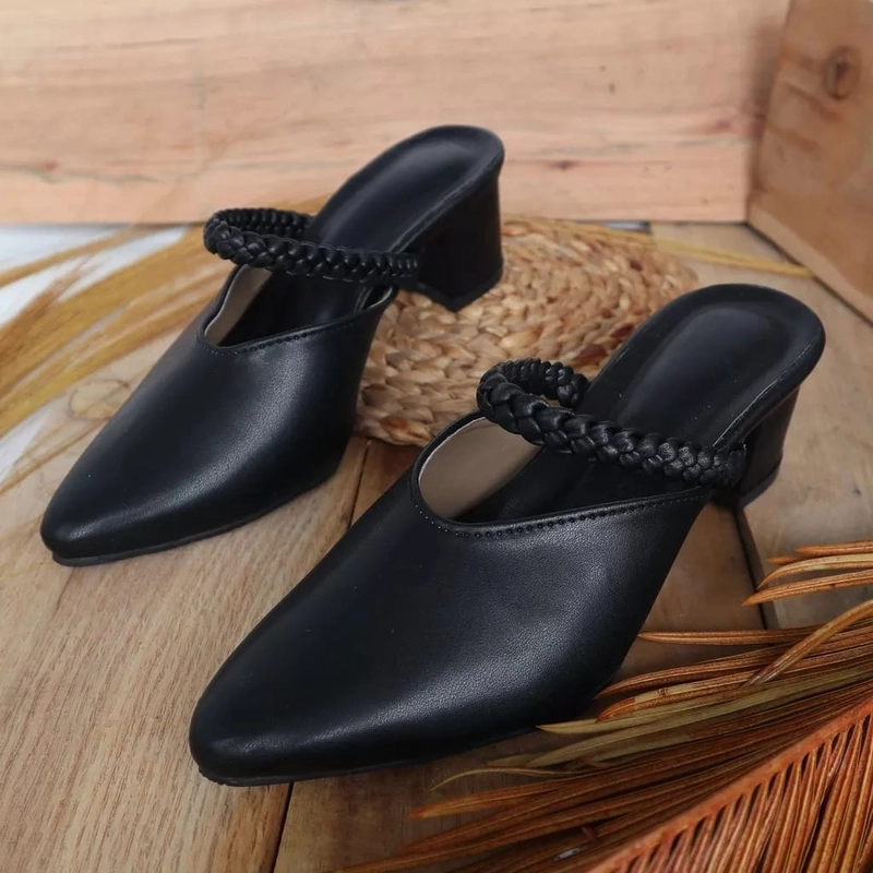 Product image LUXIA - Sandal Selop Hels Wanita 5 Cm Veshila-01 36 HITAM