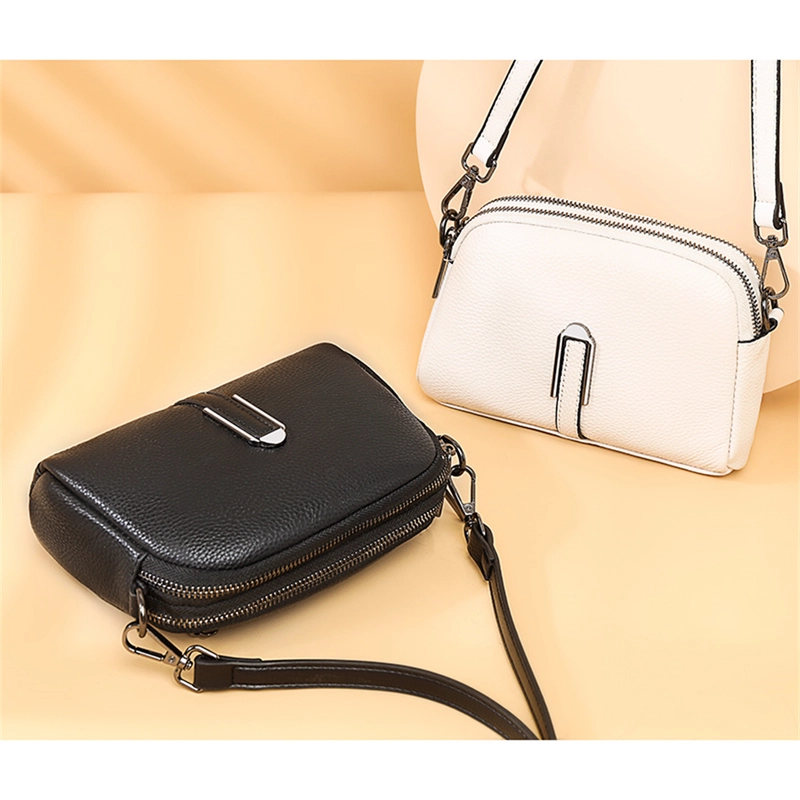 Product image CBL - Tas Selempang Wanita Clutch Letta CBLB60LTA Small Putih