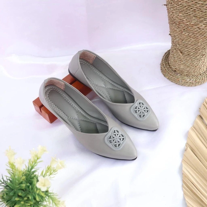 Product image LUXIA - Alesya Flatshoes Wanita FL-001 40 GREY