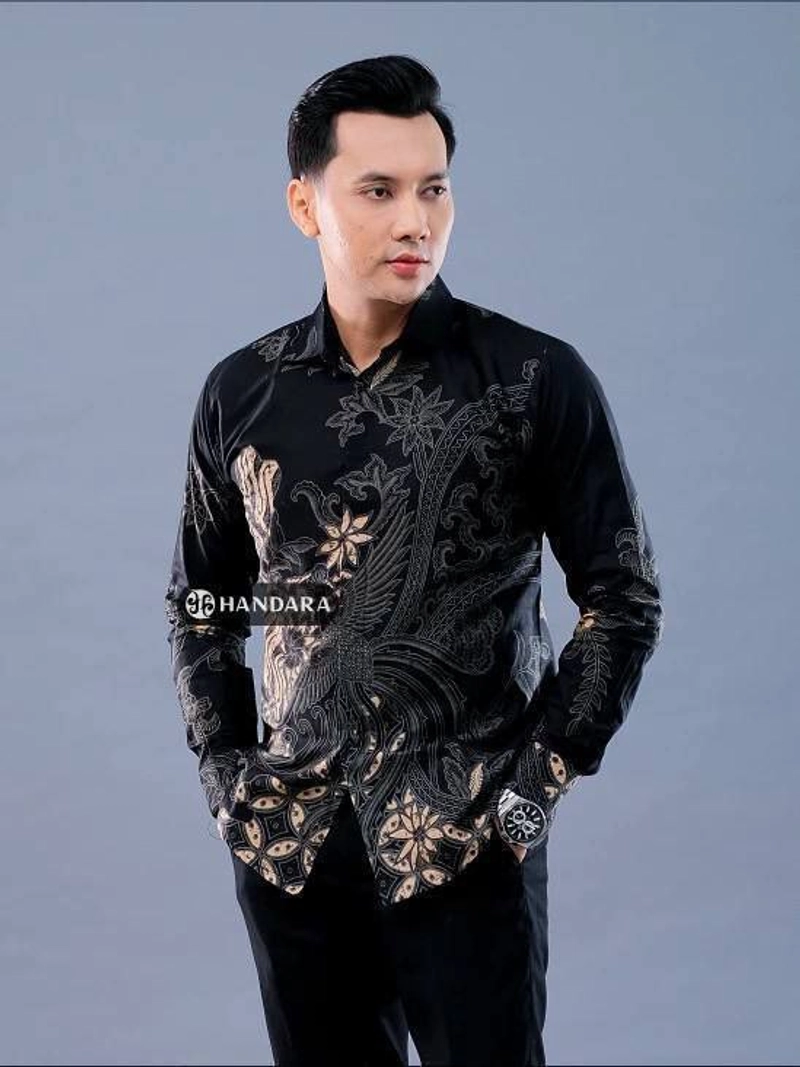 Product image Batik Alfin - Kemejan Batik pria Dewasa Lengan panjang motif Handara Hitam bagus banget nyaman di pakai M Kemejan handara Hitam
