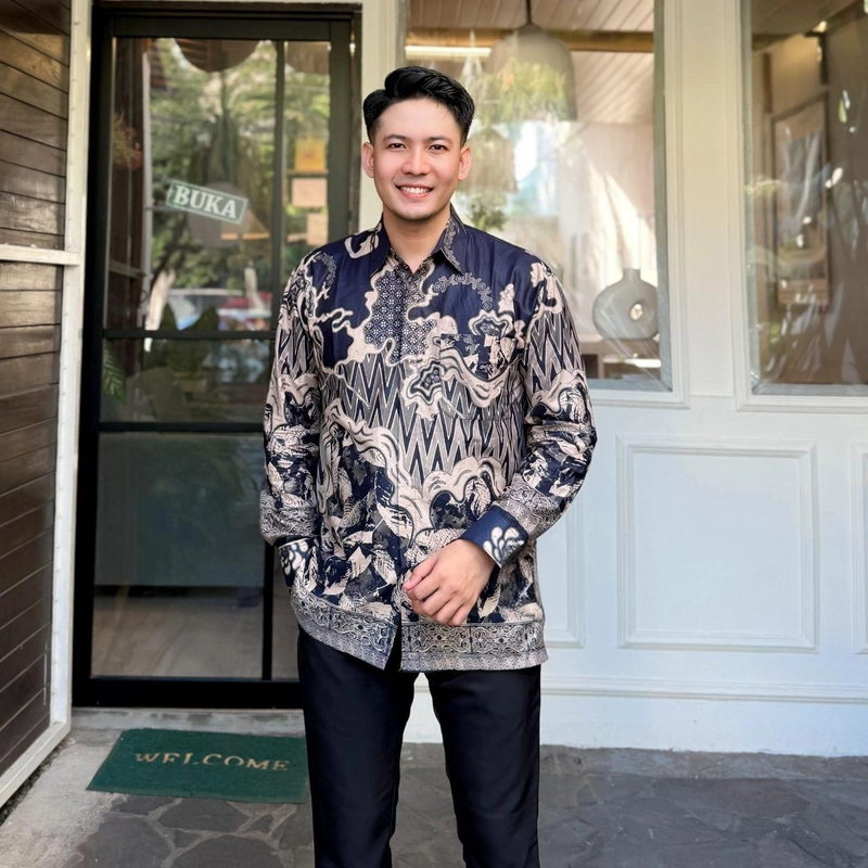 Product image Kois Batik - Batik coupel tunik dan kemeja bisa dibeli terpisah motif cuwanda navy Xl Kemeja cuwanda navy