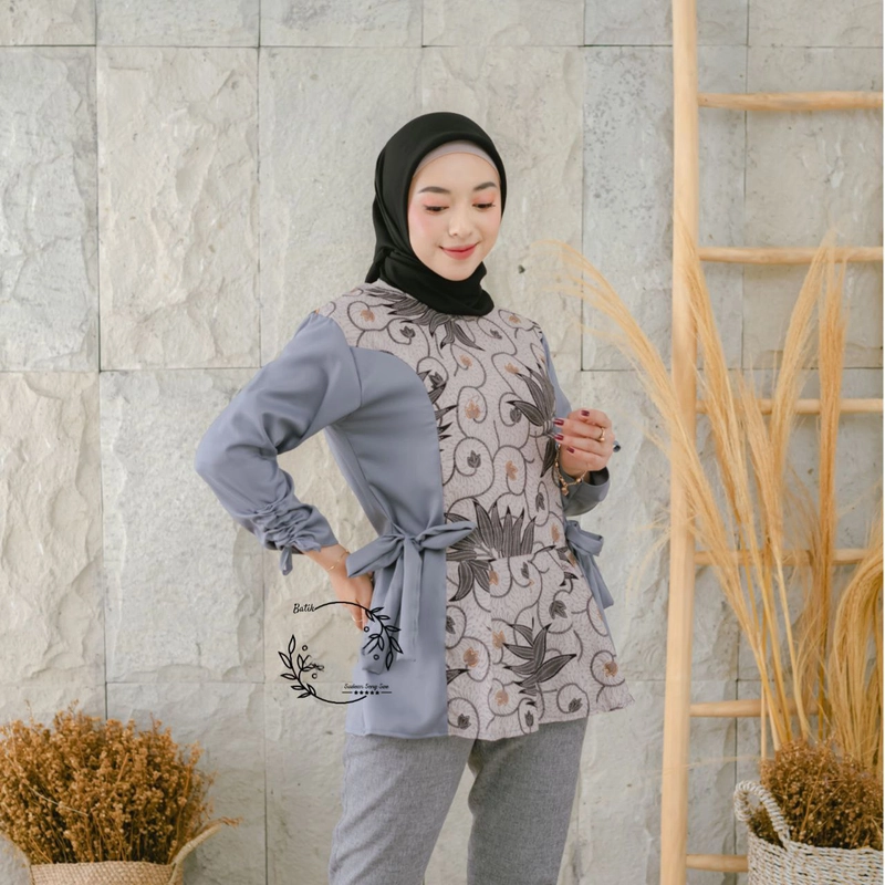 Product image Kois Batik - Atasan Batik Wanita Blouse Katun Kombinasi Moscrepe Motif adela M Blouse adela