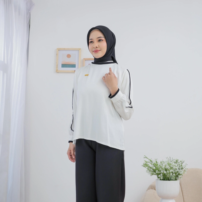 Product image Sseolshop - Blouse Lotus Atasan Putih Wanita List Hitam Kasual Bahan Rayon Twill terbaru L Bw