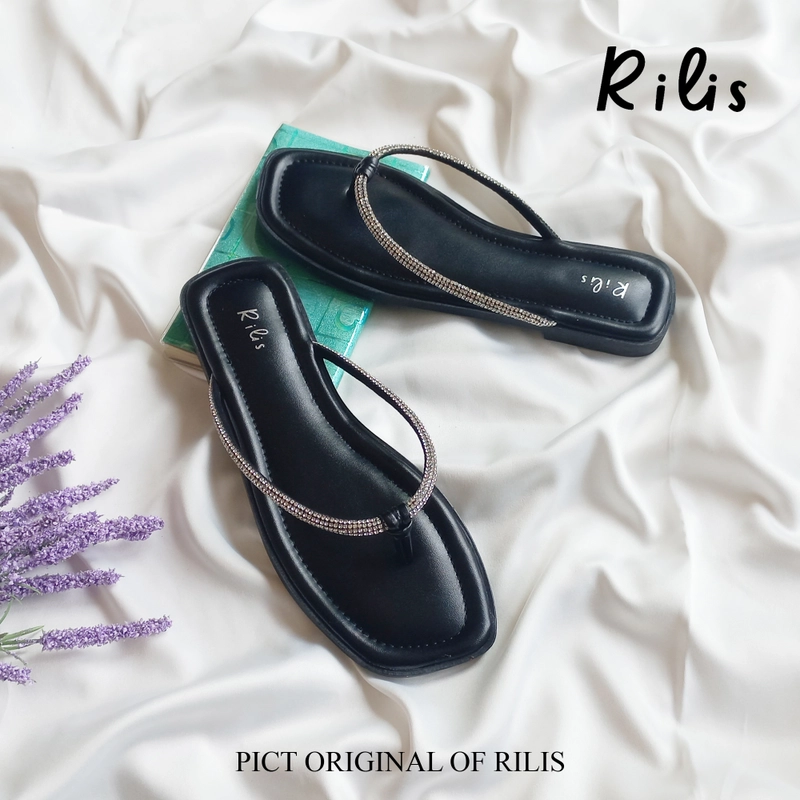 Product image Rilis - Sandal Flat Wanita Berliana (Rilis 33) 37 Hitam