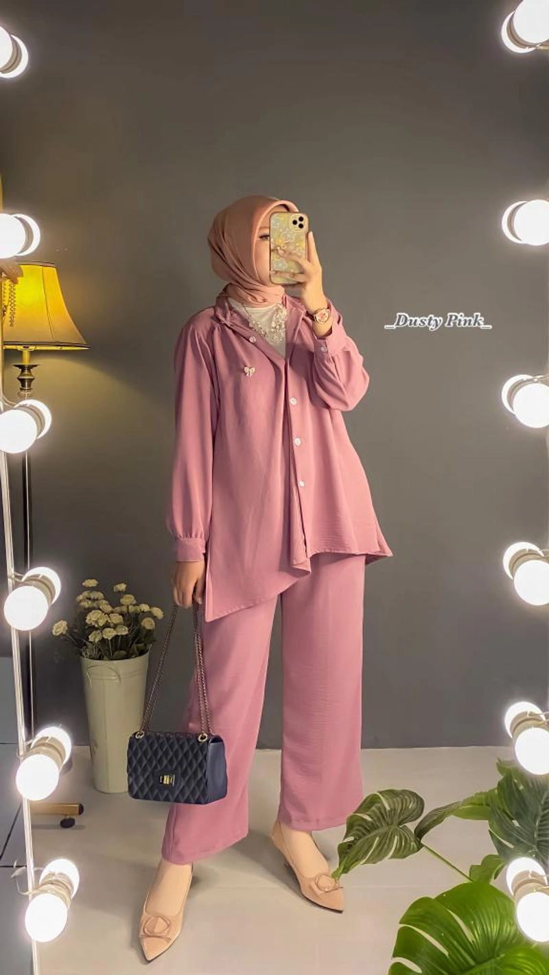 Product image Baju Setelan Wanita Alina Setcel Al size fit to XL Dusty Pink