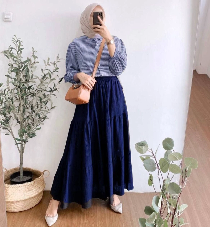 Product image Khisna collection - New set safala rok dengan model susun cocok buat kuliah dan acara lain Allsize Navy