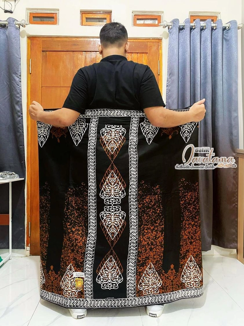 Product image Javatama - Javatama - Sarung Batik Astex Abstrak Dewasa Hitam coklat