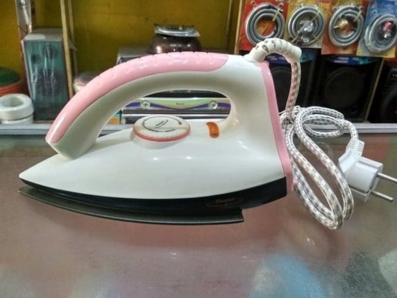 Product image Mumtazqu Store - Maspion HA340 / HA-340 Setrika Listrik Automatic Iron 1000 Pink