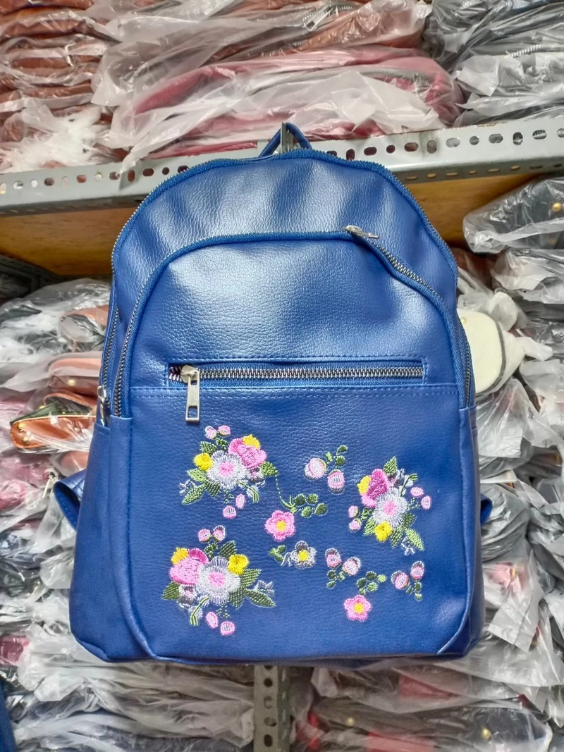 Product image Alcaff- Tas Ransel Bordir Rose 27x33x11 Hitam