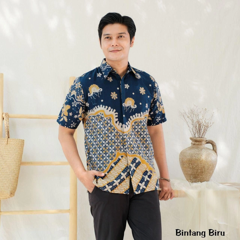 Product image Kois Batik - Atasan Batik Coupel Hem Pria Dan Blouse Wanita New Motif bintang navy M Hem bintang navy