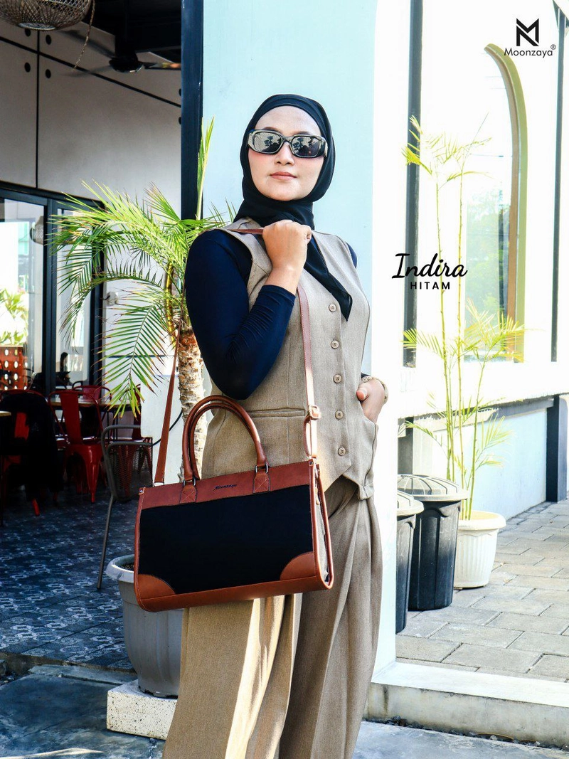 Product image Moonzaya - INDIRA BAG BY MOONZAYA TAS TENTENG WANITA TAS SELEMPANG WANITA INDIRA BLACK