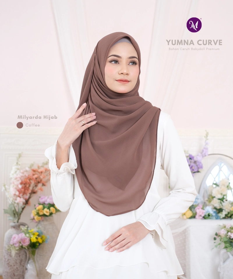Product image Milyarda Hijab Official - Segiempat Yumna Curve Kerudung Segi Empat Malaysia Syari 145x123cm All Size Coffe