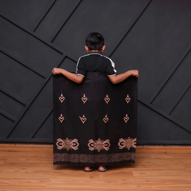 Product image Kois Batik - Sarung Anak Paud Usia 3 sampai 7 tahun hitam coklat Usia paud 3 -7 tahun Hitam coklat