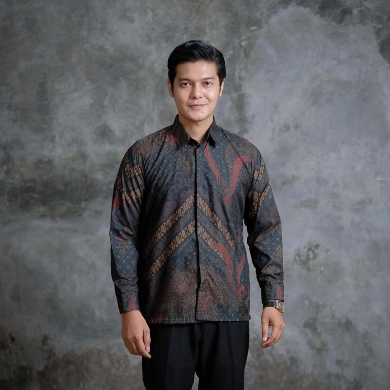 Product image Khisna collection - Atasan Batik Peeia Dewasa Cassual Modern Kekinian Terbaru Motif Sandro M Kemeja sandro