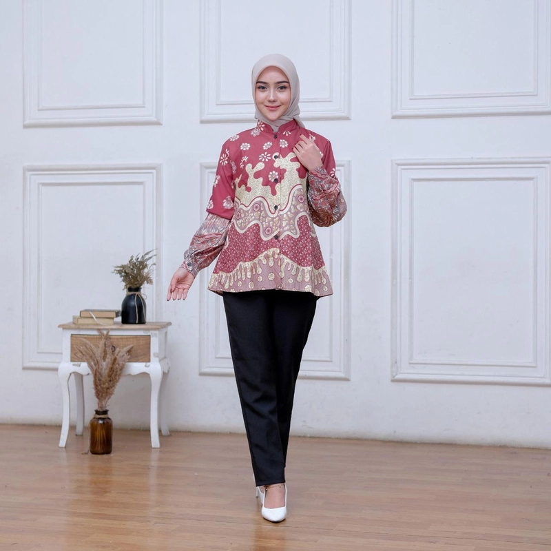 Product image Kois Batik - Batik Atasan Coupel Hem Blouse Kekinian Motif gelembung bunga rose M blouse gelembung bun