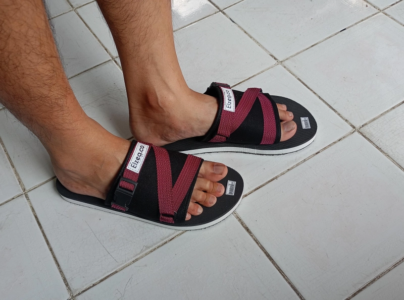 Product image Sandal Pria 4 39 RED